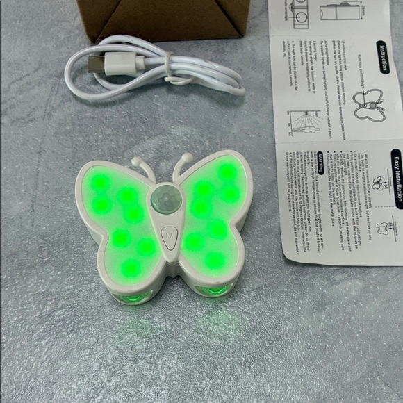 LED White Butterfly Night Light - Picture 2 of 9